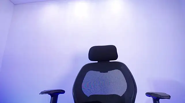 Sharlot_essence webcam