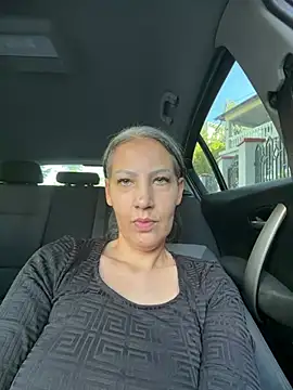 LexxxyDiamond webcam