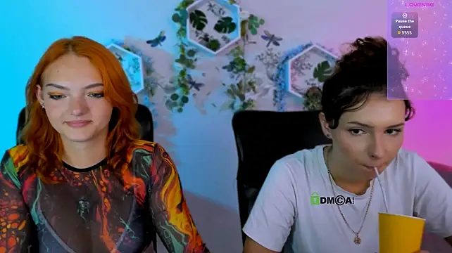 melody_sky_ webcam