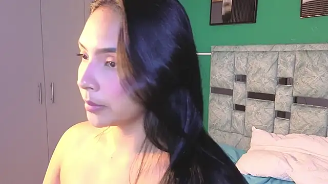alisa_ousen webcam