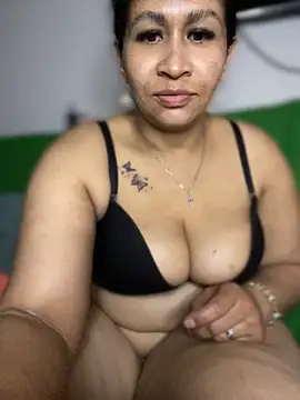 Carola-Ross live cam