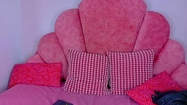 MyApril__ live cam on StripChat