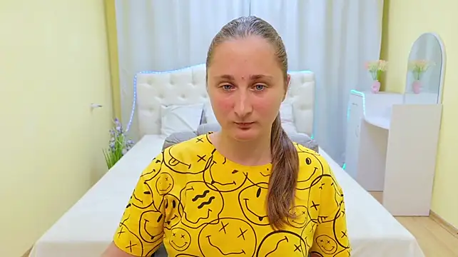MichelLeee webcam
