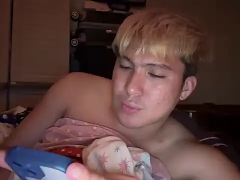kingdirtyfog (M young) - Im broke, SPOIL UR HOT BOYTOY here!!