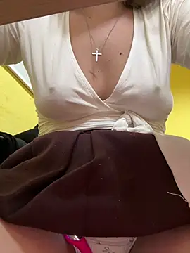 asynayuuki (F young) - SHOW PUSSY IN SCHOOL DURING LESSONS
