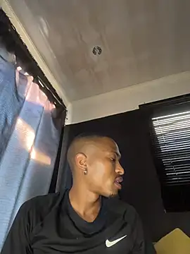 BlueIceCube live sex cam