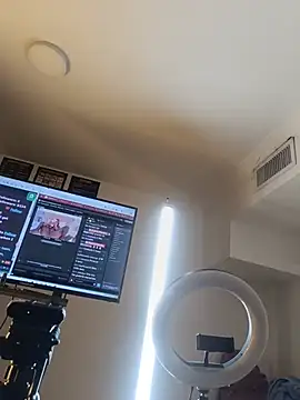 JuicyKendra_ webcam