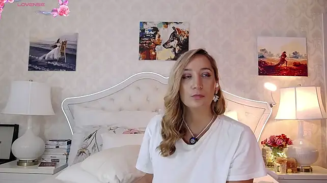 IreneHope live cam preview