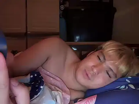 Kingdirtyfog live cam preview