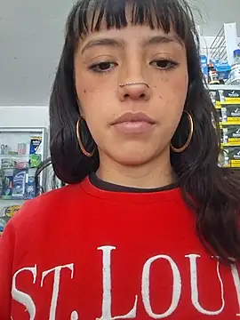 Cute_hollywood1 webcam