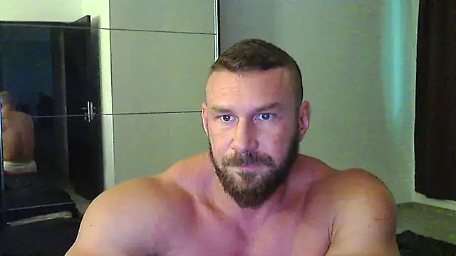 muscularkevin live cam preview