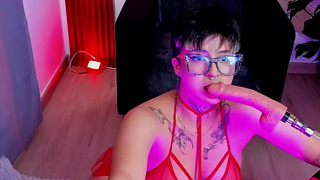 Rebeka-baker webcam