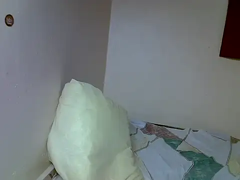 Messy_brandie