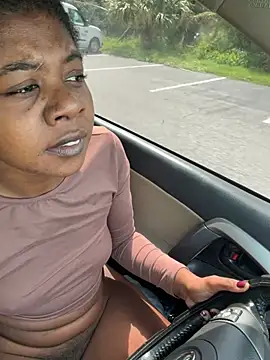 Ebony_Queeenx live sex cam