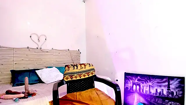 lilahSweet webcam