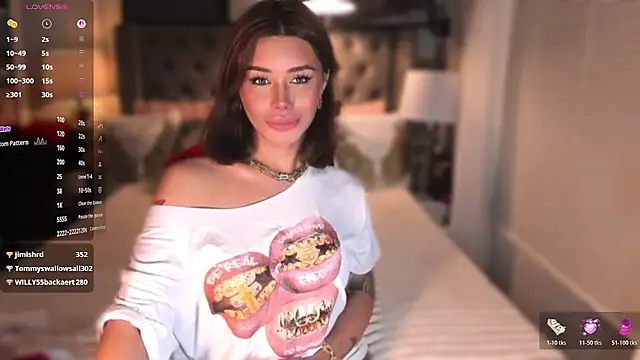ParisianDoll webcam