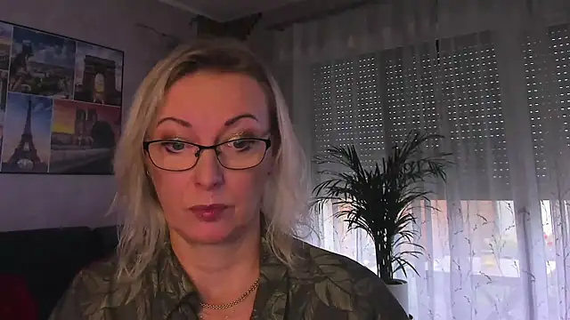 vanessa_chat