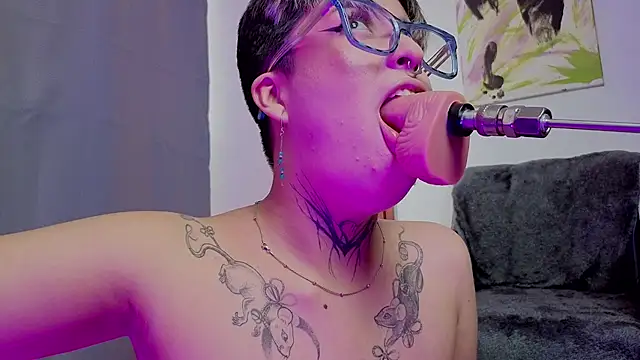 Rebeka-baker webcam