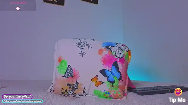 DaisyTaylor__ live cam preview