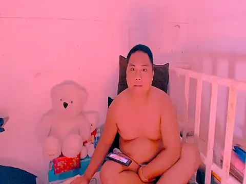 hardking_69 (M young) - PLEASE HELP ME CUM I'M SO HORNY