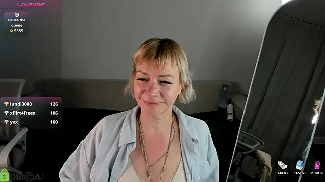 Ann_Annise webcam
