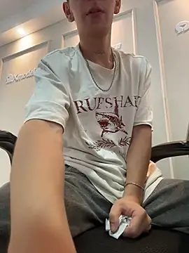 Liam_Fiire webcam
