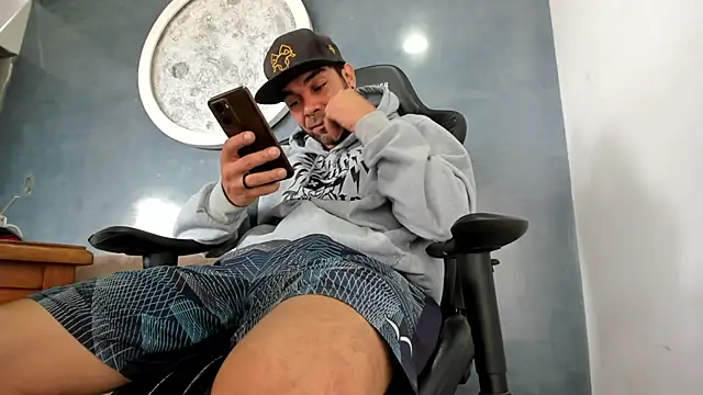 kevin_collins76 webcam