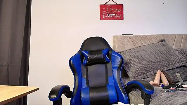 dulce_mariaa___ webcam