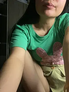 Ivy_Trix2 live cam on StripChat