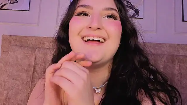zoe_moon__ webcam