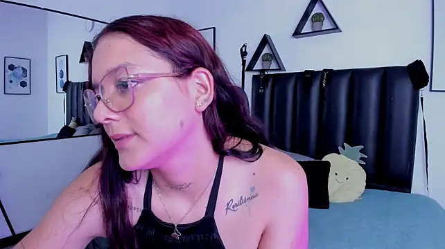 Laiia live cam on StripChat