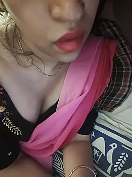 Lavanya_sexyy live cam on StripChat