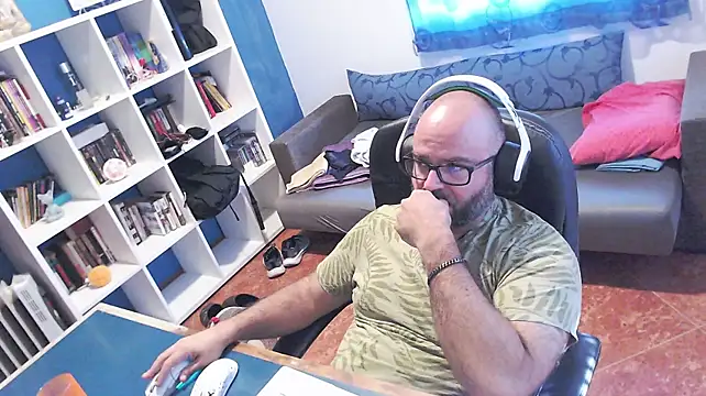 ravingr4d4 live cam on StripChat