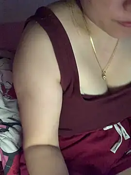 Micky_Cute live cam on StripChat
