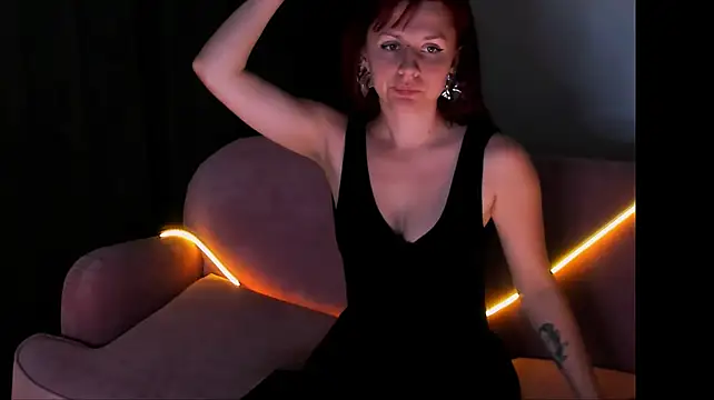 AuroraDazzl live cam on StripChat