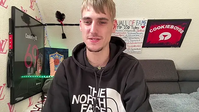 Cookieboy88 webcam
