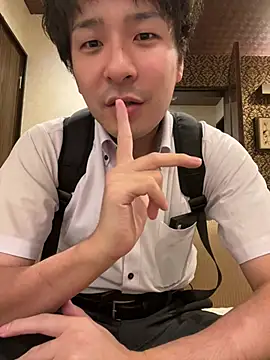 yuuki8910 live cam on StripChat