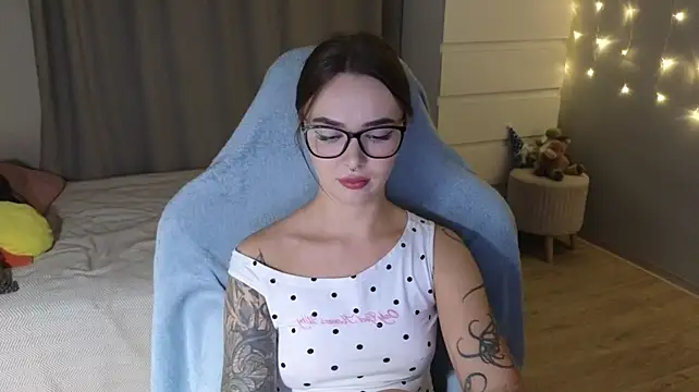 kate_leoo