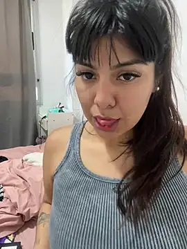 Miaaromero webcam