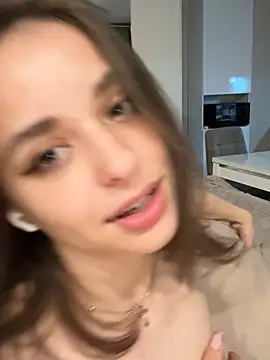 yoyogirlx live cam preview