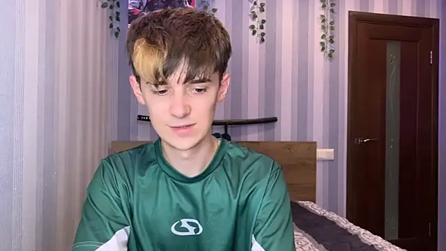 yoursexykun live cam preview