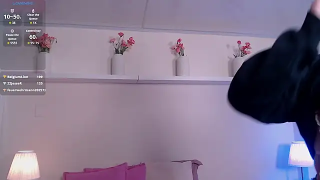 cuttie_blondie webcam