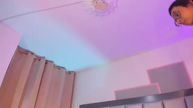 Maddie_Ray webcam