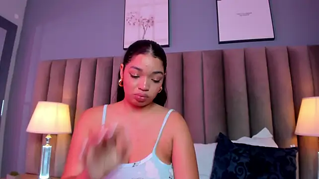 LilyFoox webcam