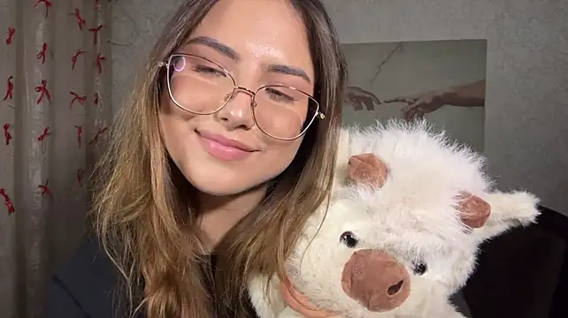 Mina_Aston
