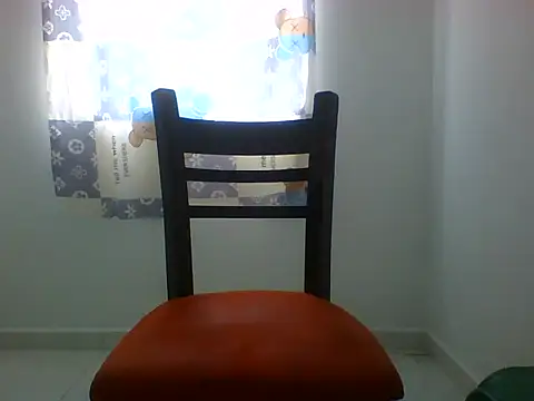 zeuspervybigcock webcam