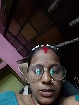 Hot_khusi753