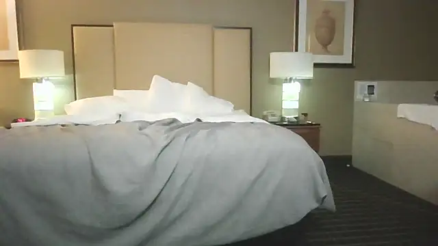 msSassyBigAssy webcam