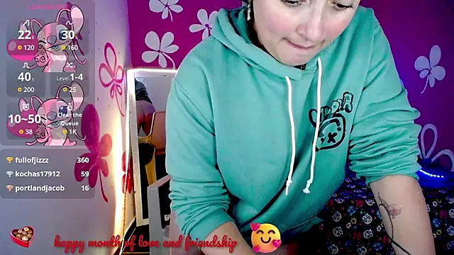 aivana_hot