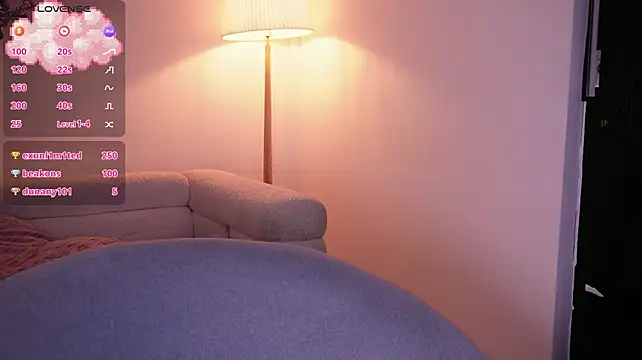 soy__mari live cam preview
